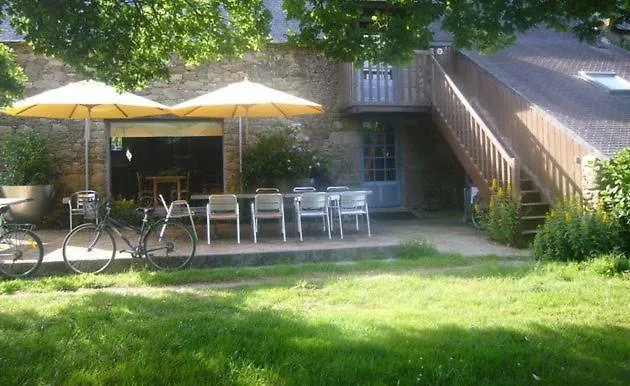 Guest house La Grange De Coatelan Hotel Plougonven