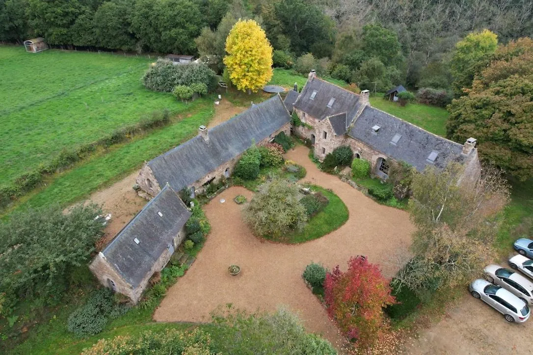 Guest house La Grange De Coatelan Hotel Plougonven