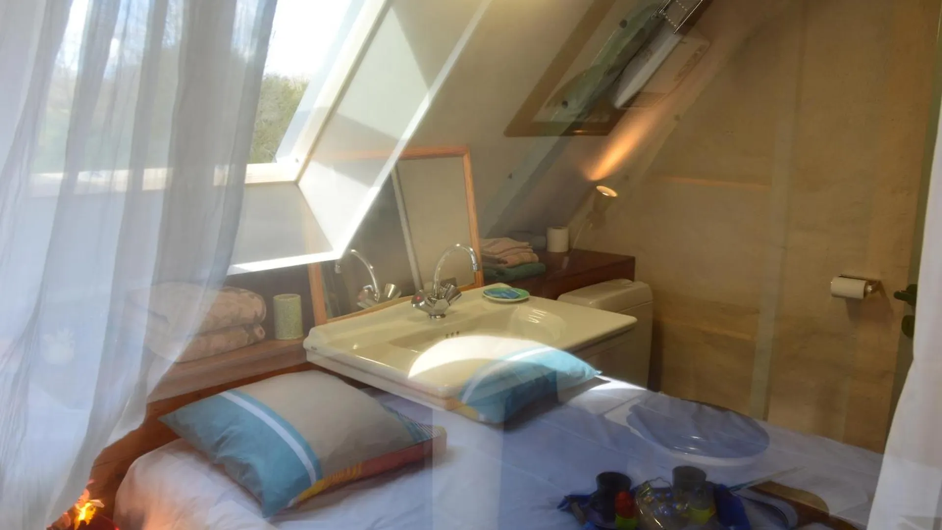 Guest house La Grange De Coatelan Hotel Plougonven France