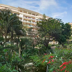 residence-pierre-vacances-les-rivages-du-parc.fr-provencehotel.com/