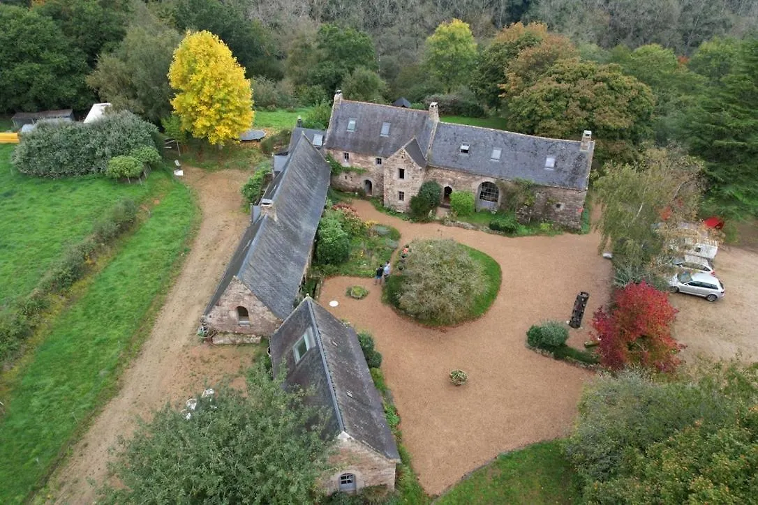 Hotel La Grange de Coatélan à Plougonven 0*,  France